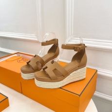 Hermes Sandals